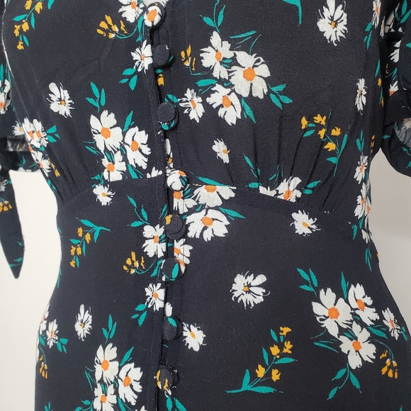 GHOST Maddy Floral Midi Romantic Dress - Picture 7 of 12